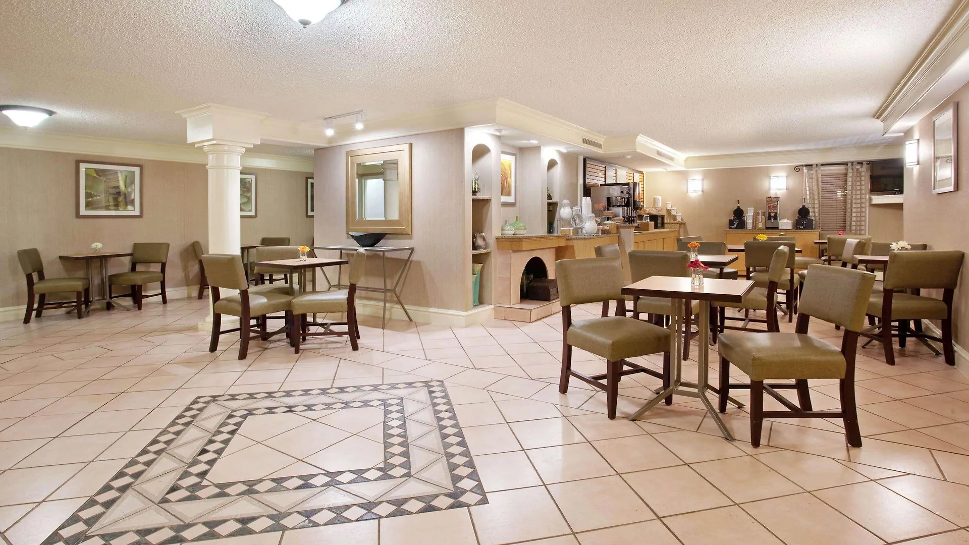La Quinta Inn By Wyndham Denver Central