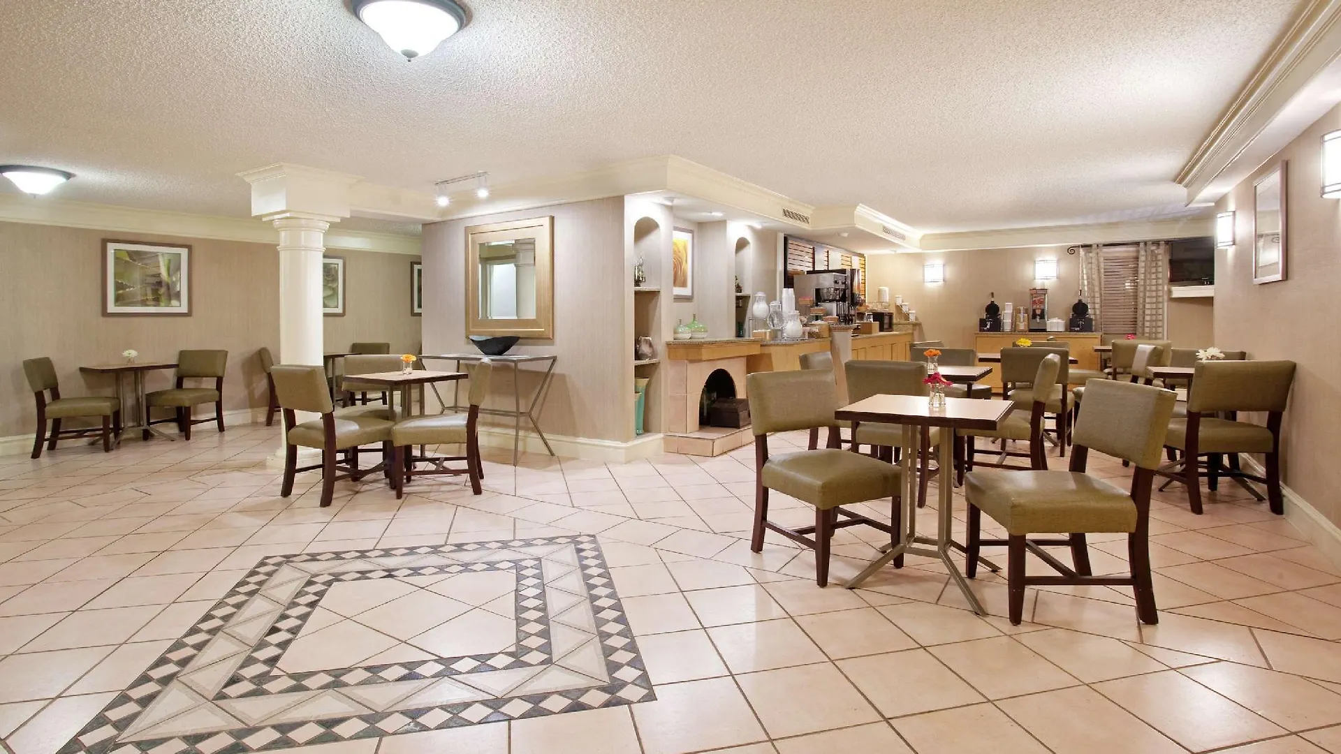 La Quinta Inn By Wyndham Denver Central
